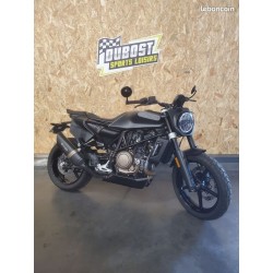 Husqvarna 701 svartpilen 2019